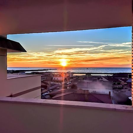 Ferienwohnung Vuel Sea View House -10 Minutes From The Airport Fiumicino Exterior foto