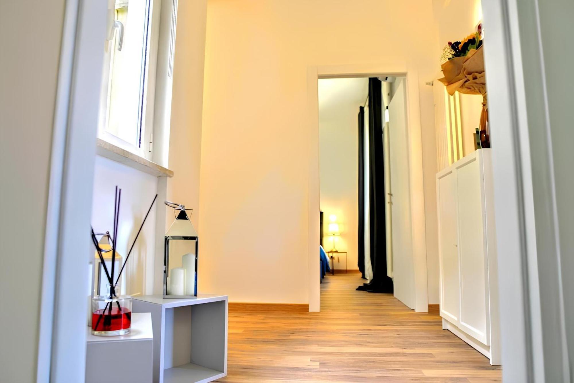 Ferienwohnung Vuel Sea View House -10 Minutes From The Airport Fiumicino Exterior foto