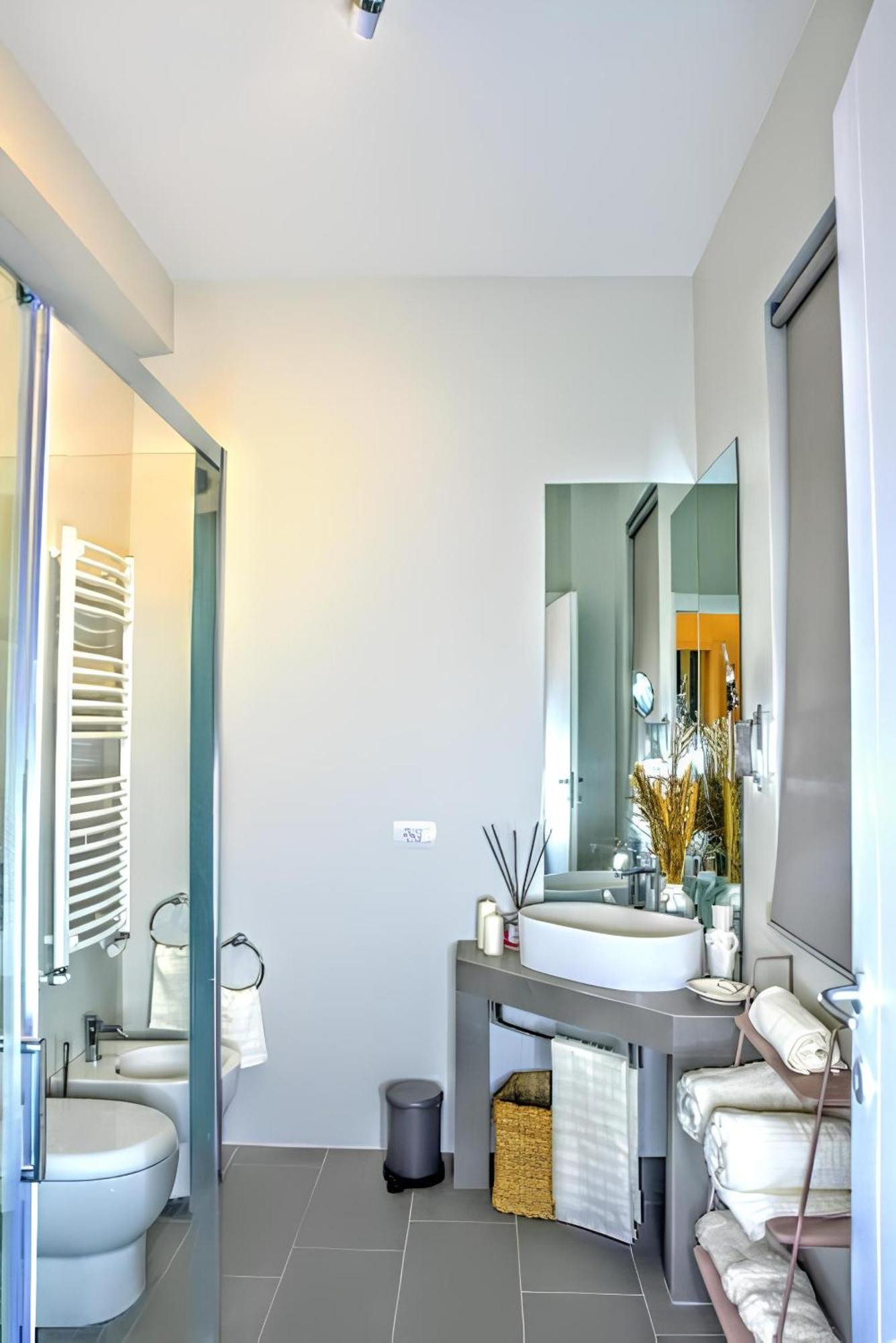 Ferienwohnung Vuel Sea View House -10 Minutes From The Airport Fiumicino Exterior foto