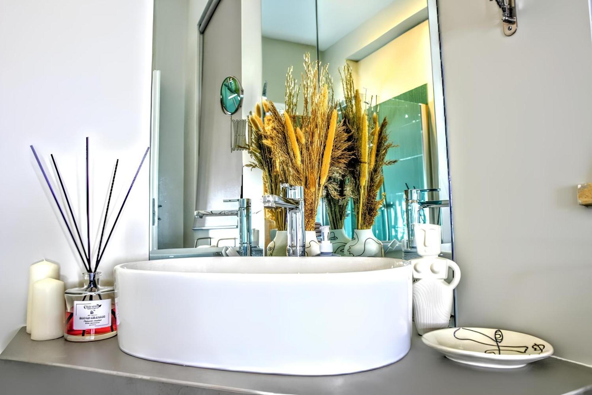Ferienwohnung Vuel Sea View House -10 Minutes From The Airport Fiumicino Exterior foto