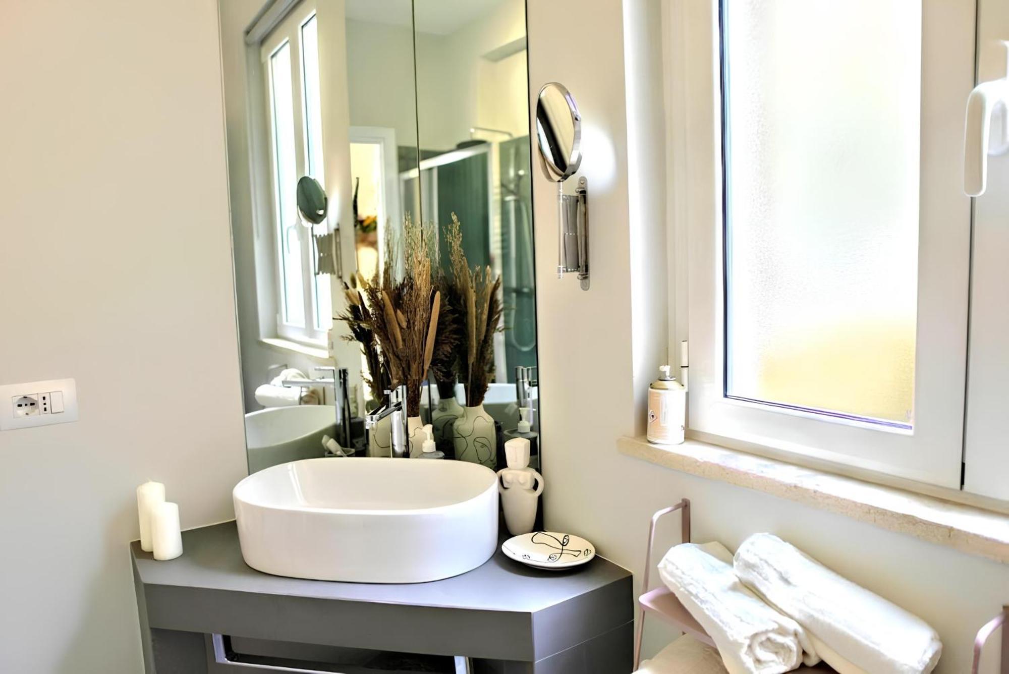 Ferienwohnung Vuel Sea View House -10 Minutes From The Airport Fiumicino Exterior foto