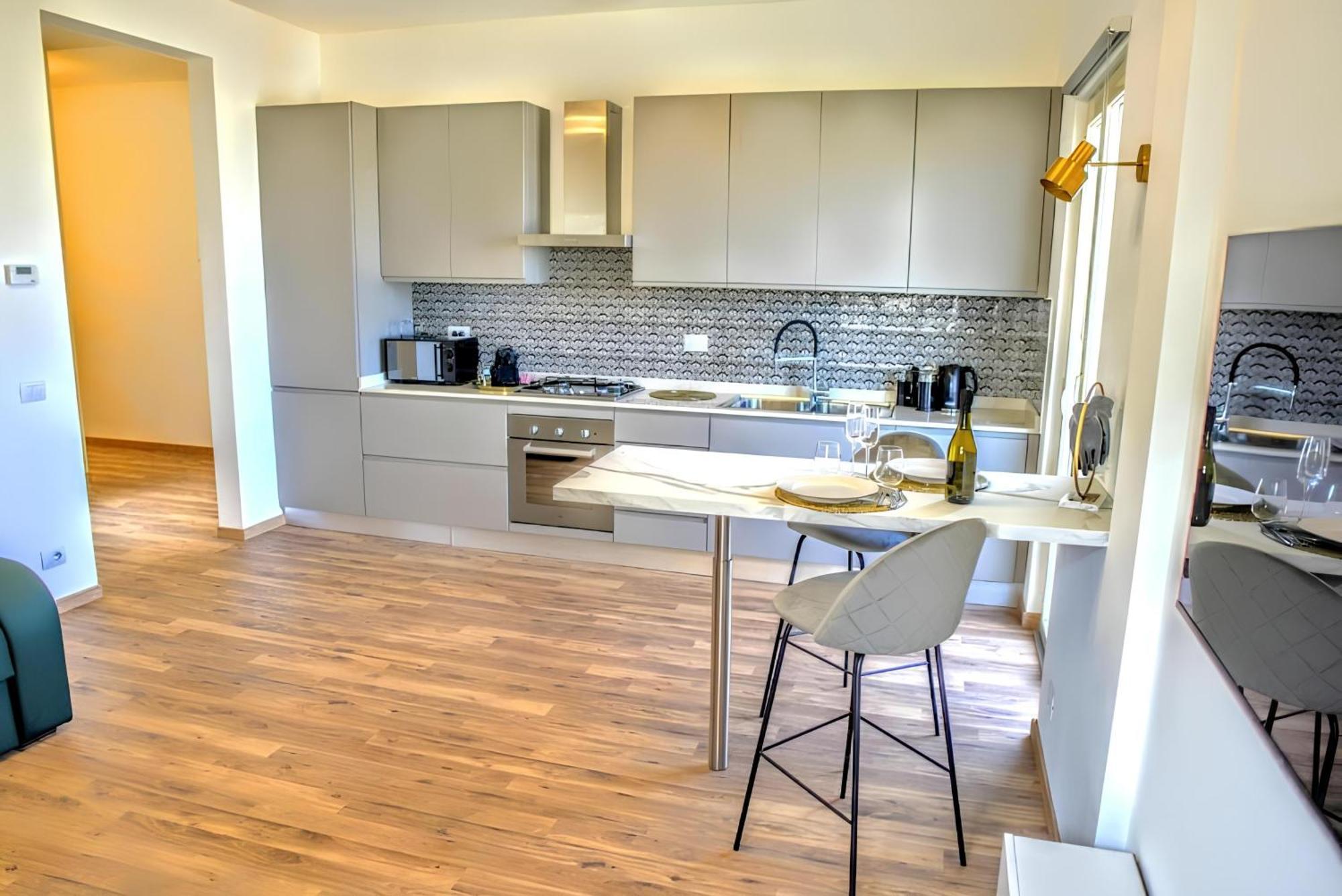 Ferienwohnung Vuel Sea View House -10 Minutes From The Airport Fiumicino Exterior foto