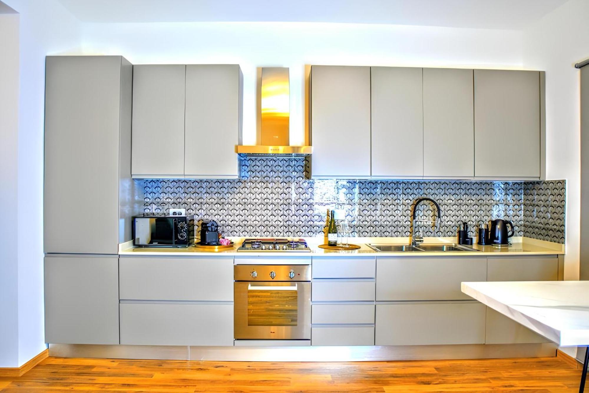 Ferienwohnung Vuel Sea View House -10 Minutes From The Airport Fiumicino Exterior foto